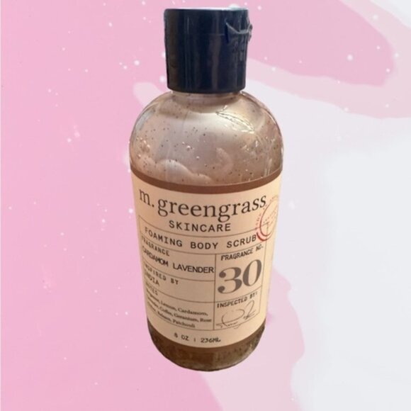 M Greengrass Cardamon Lavender Foaming Body Scrub 236mL - Picture 2 of 3